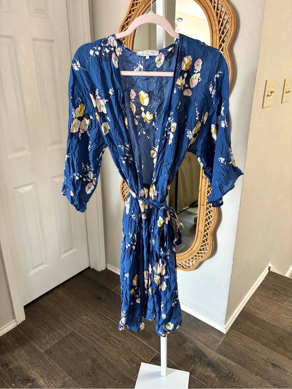 Laurence Tavernier / Floral Blue Robe